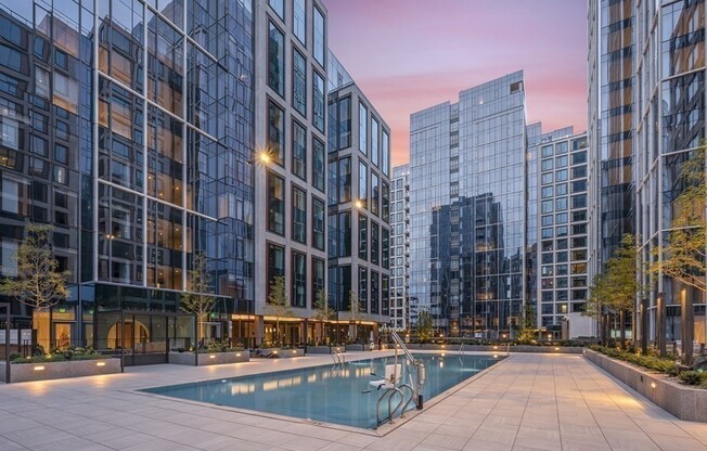 135 Seaport Blvd