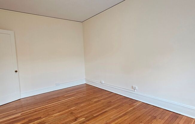 1 bed, 1 bath, 550 sqft, $1,375, Unit 802