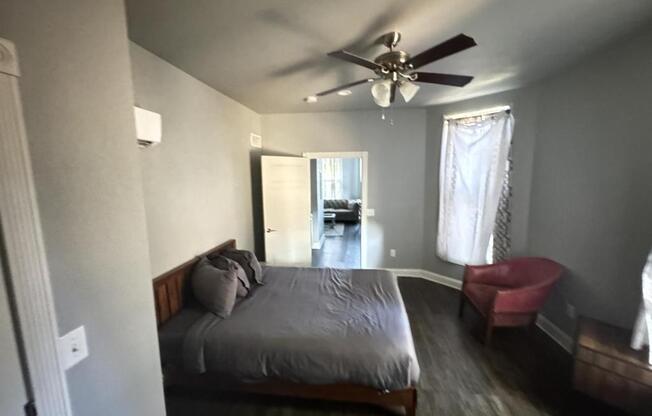 1 bed, 1 bath, 750 sqft, $950