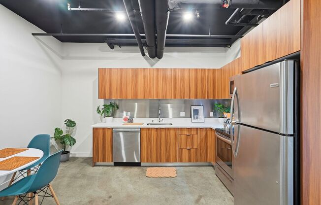 2 beds, 2 baths, 853 sqft, $2,995, Unit 203