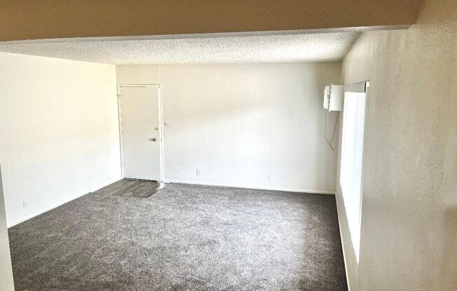 Studio, 1 bath, $1,425, Unit 54