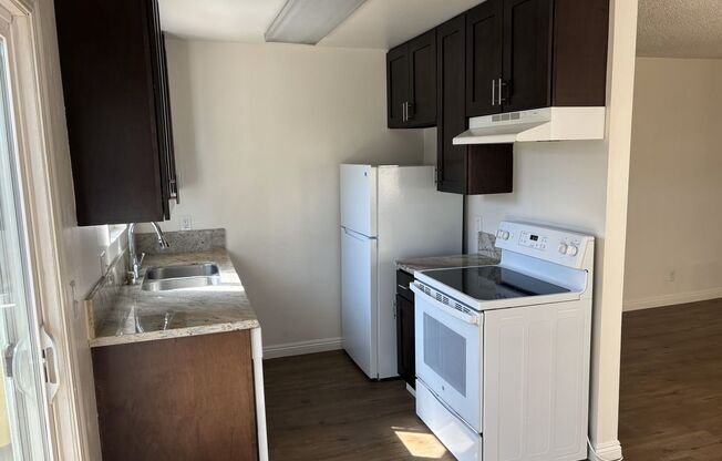 2 beds, 2 baths, 734 sqft, $2,995