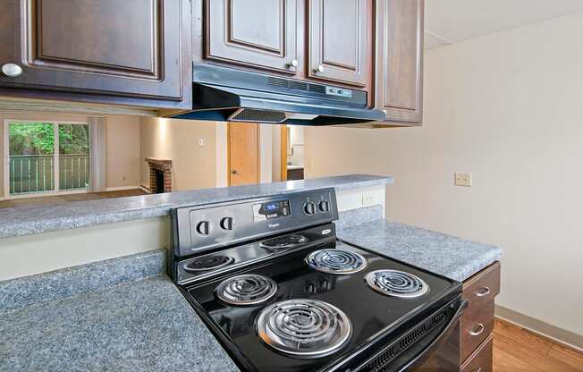 Pembrooke, Kent, vacant 2x1 kitchen and bar