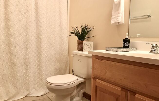 4 beds, 3.5 baths, 3,029 sqft, $2,425, Unit 289SMA2