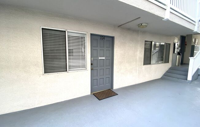 2 Bedroom Hermosa Beach Condo - Close to Everything!