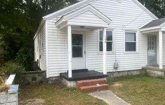 108 Brainerd Ave Fayetteville, NC 28301 ~2 WEEKS FREE RENT OFF FIRST FULL MONTH'S RENT~