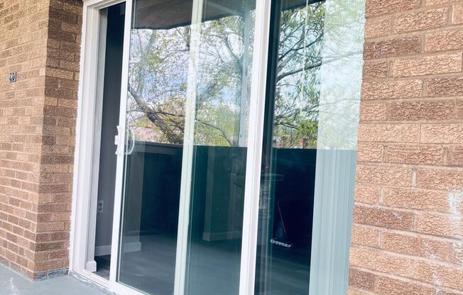 Dina Towers Condominiums