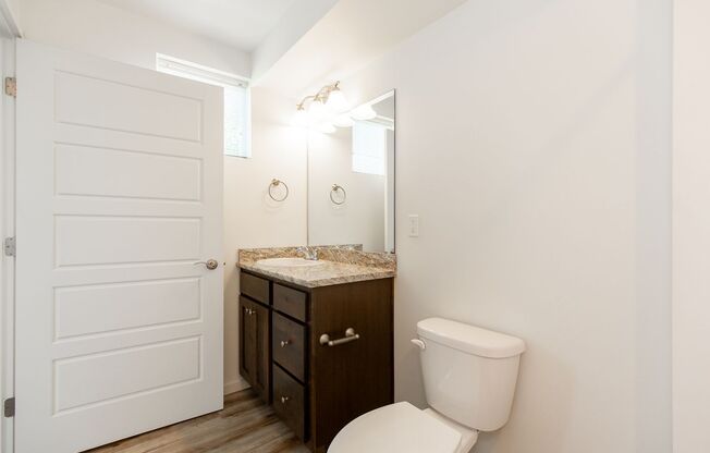 2 beds, 2 baths, 952 sqft, $1,695, Unit 96-301