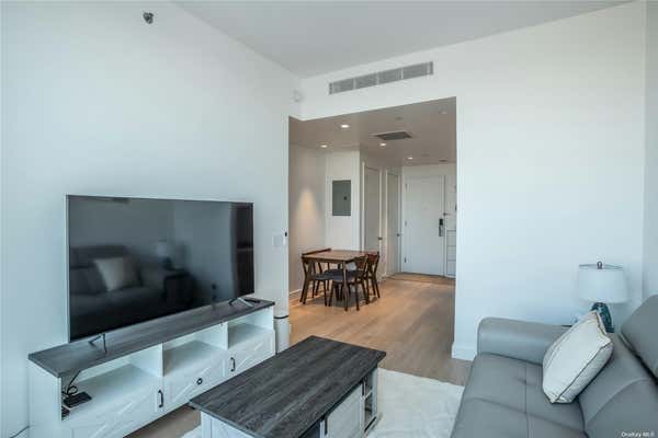 2 beds, 2 baths, $5,000, Unit PH2C