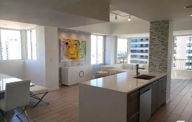 2 beds, 2 baths, 1,182 sqft, $6,395, Unit 2103