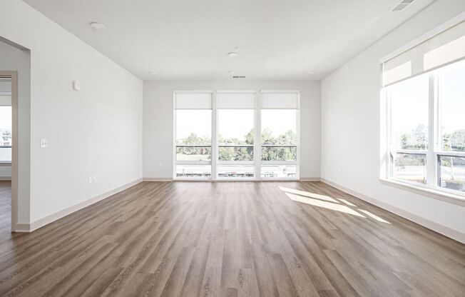 2 beds, 2 baths, 1,649 sqft, $2,785, Unit 833 W Main St #205