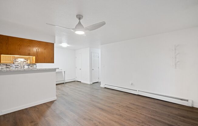 2 beds, 2 baths, $1,895, Unit # 202