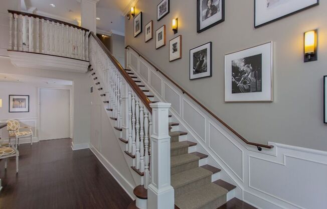 Studio, 1 bath, 580 sqft, $1,650, Unit 6-D