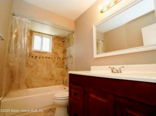479 ELTINGVILLE BLVD