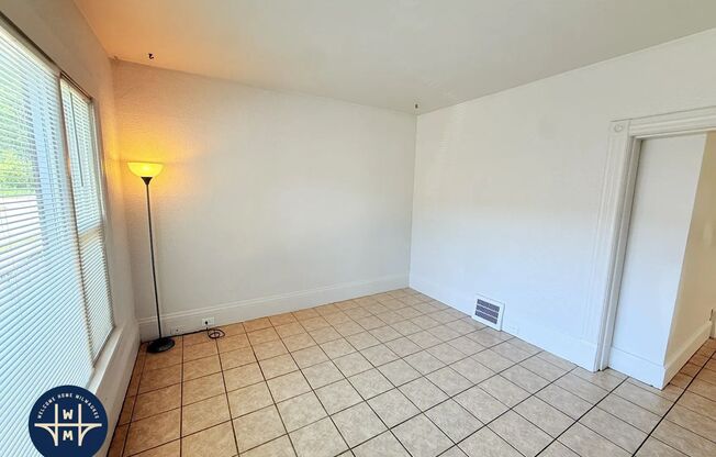1140 N 50 PL