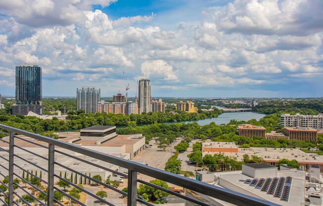 2 beds, 2.5 baths, 2,171 sqft, $9,728, Unit 1910