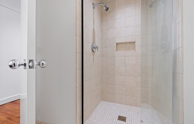 2 beds, 2 baths, 1,580 sqft, $9,500, Unit 18A