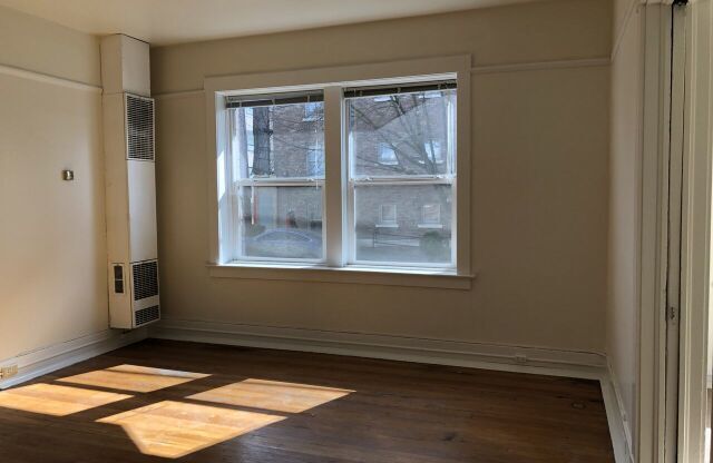 1 bed, 1 bath, 530 sqft, $1,695, Unit 102