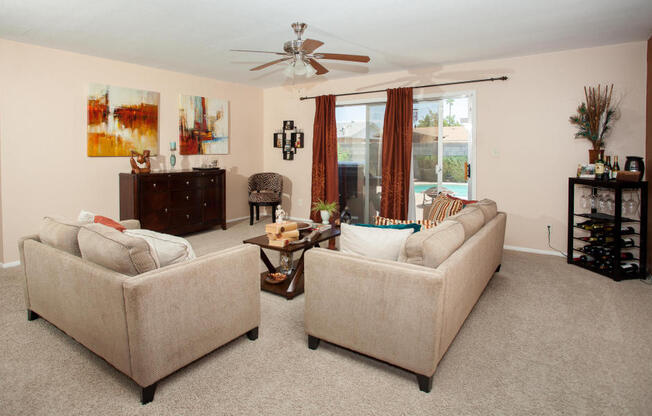 GORGEOUS 4 BEDROOM, 2 BATH TEMPE HOME ON CORNER LOT WITH DIVING POOL!