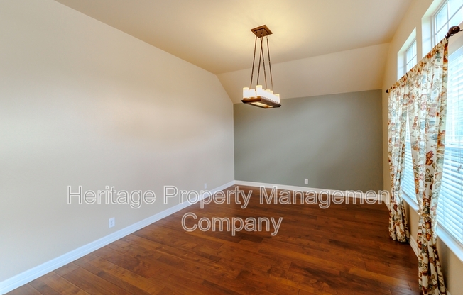 26923 TRINITY HTS