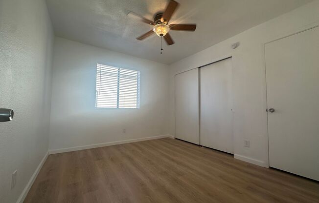 2 beds, 1 bath, $1,300