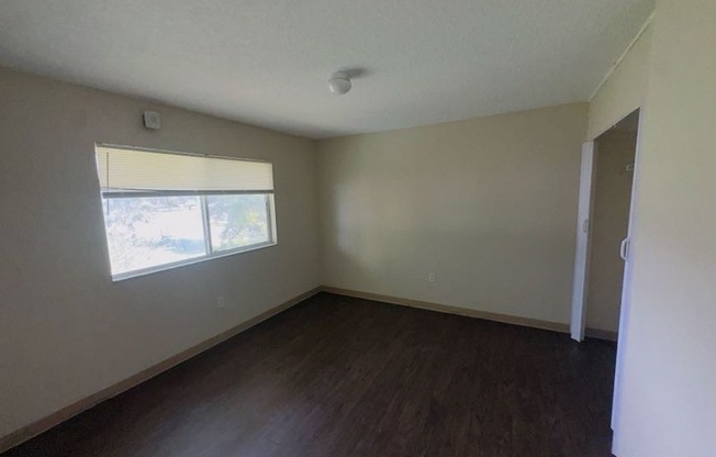 3007 COUNTY ROAD SMITH ST