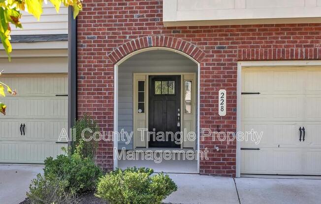 228 CROSS BLOSSOM RD