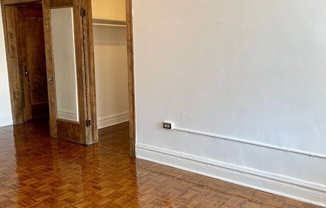 Studio, 1 bath, 500 sqft, $1,665, Unit 553-411