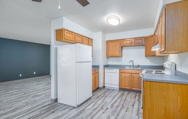 3 beds, 2 baths, 1,237 sqft, $1,650, Unit A201