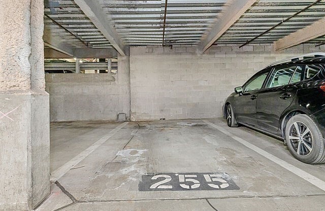 1 bed, 1 bath, 854 sqft, $3,500, Unit 428