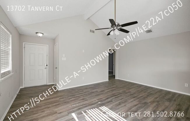13702 TANVERN CT