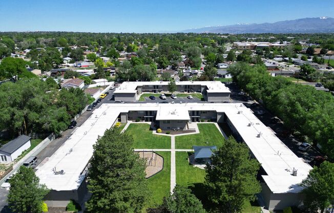 2 beds, 1 bath, 800 sqft, $995, Unit #20
