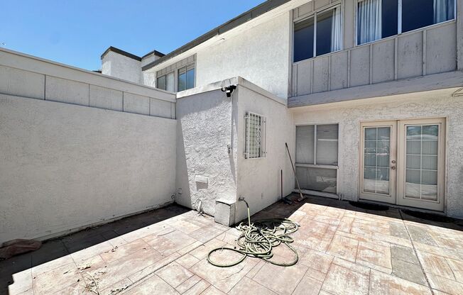 3 BEDROOM 2.5 BATH TOWNHOME