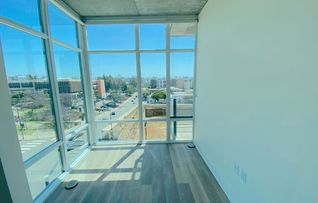 1 bed, 2 baths, $2,595, Unit # 507