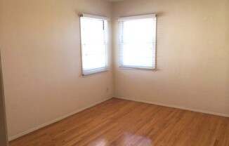 2 beds, 1 bath, 900 sqft, $2,495, Unit 4