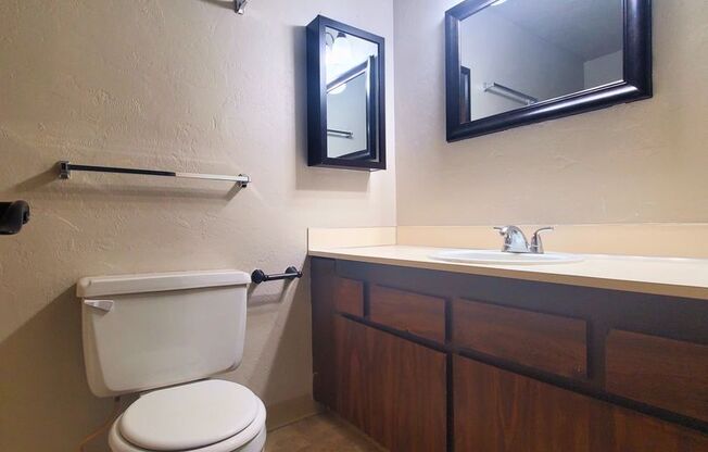 Studio, 1 bath, $1,125, Unit 35