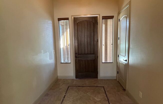 3 beds, 2 baths, $2,500