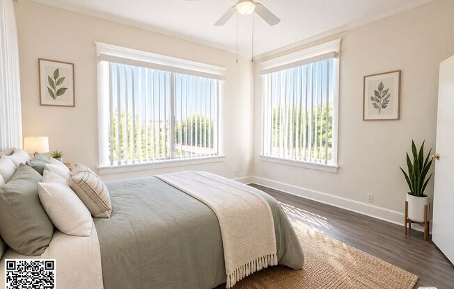 867 W 23 ST