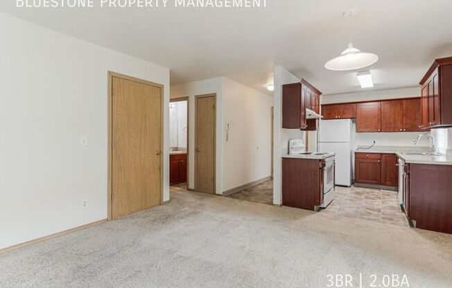 14201 E Burnside