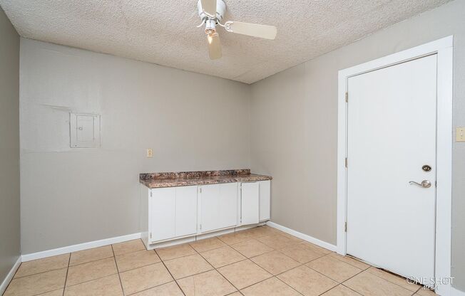 3 beds, 2 baths, $1,500