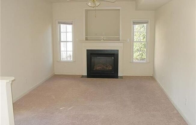 SPACIOUS 4 BEDROOM 2.5 BATH HOME IN GLEN ALLEN