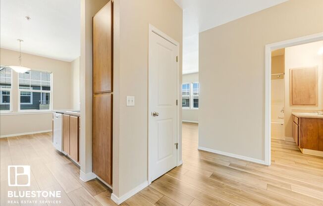 2 beds, 1 bath, 901 sqft, $1,400, Unit 1154-302