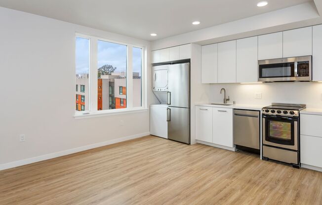 1 bed, 1 bath, 400 sqft, $3,050, Unit 601