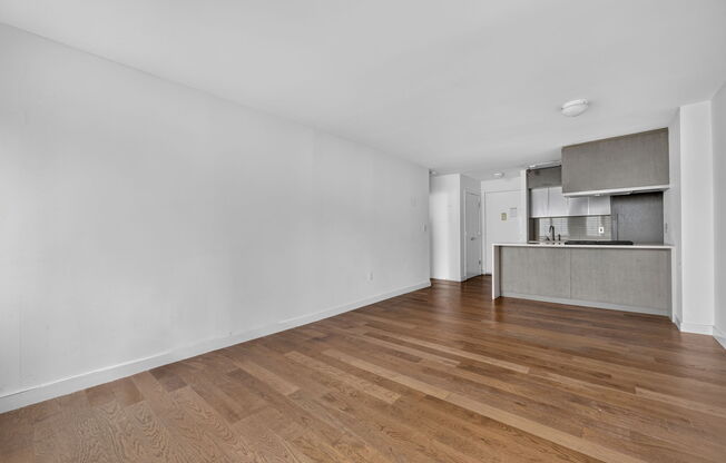 1 bed, 1 bath, 682 sqft, $5,700, Unit 22F