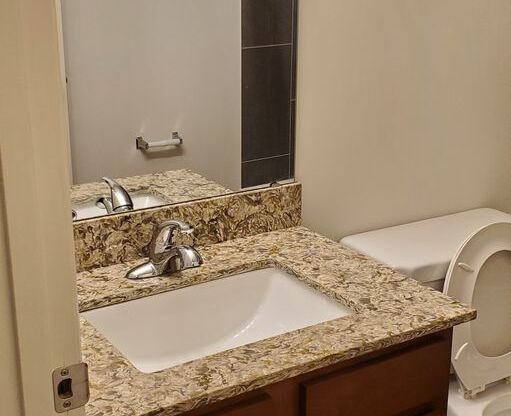 2 beds, 1.5 baths, 1,100 sqft, $1,165, Unit 684201