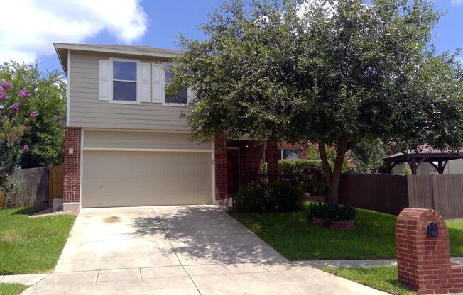 4 beds, 2.5 baths, $1,900