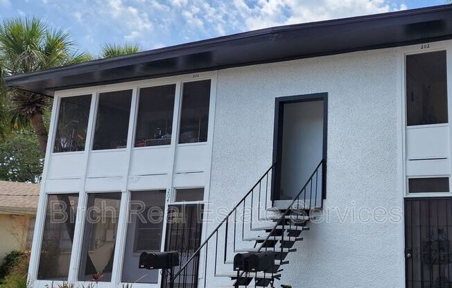 204 WAVERLY WAY