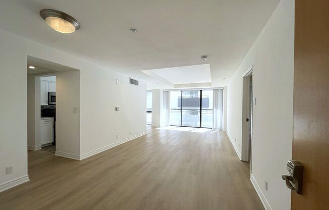 2 beds, 2.5 baths, 1,325 sqft, $4,375, Unit 405