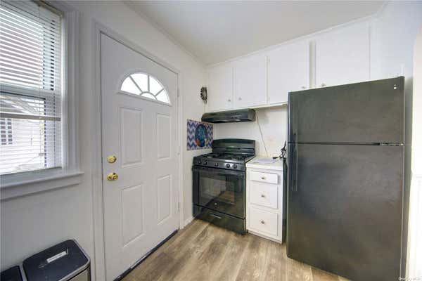 3 beds, 2 baths, $3,500