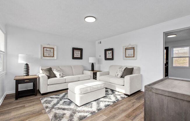 Charming 2-bedroom, 1-bathroom townhouse located in Midland, PA!